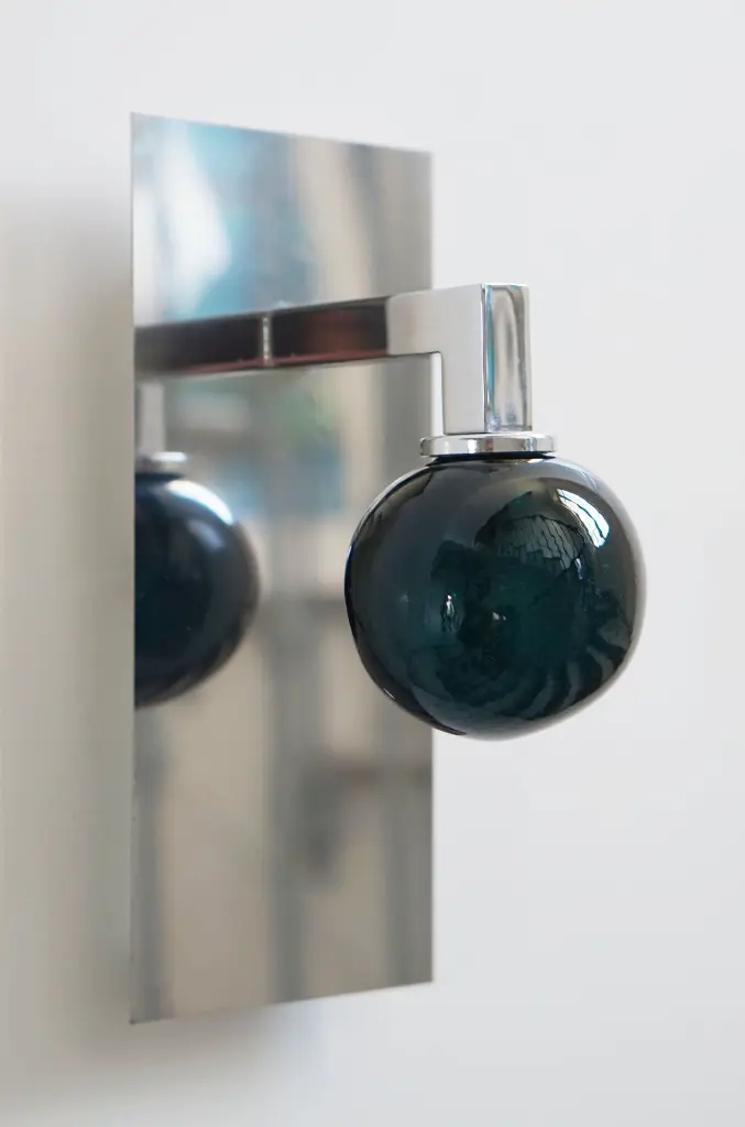 Applique bras miroir galet 05 Vert Main Off.webp